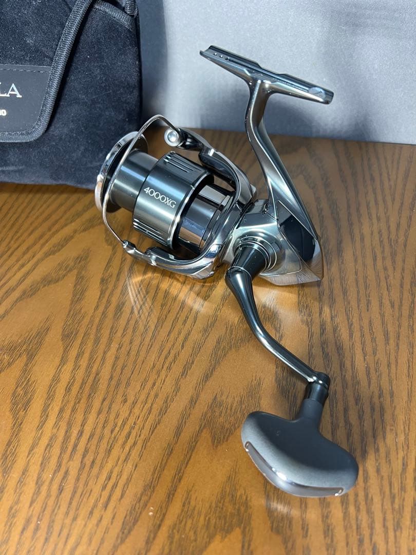 SHIMANO 22STELLA 4000XG 専用ケース付き
