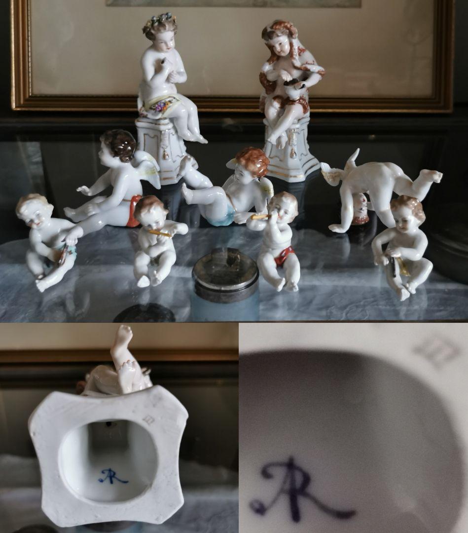 アンティークドイツ 18世紀初期マイセン希少ARⅢポーセリン人形 ポットとマント