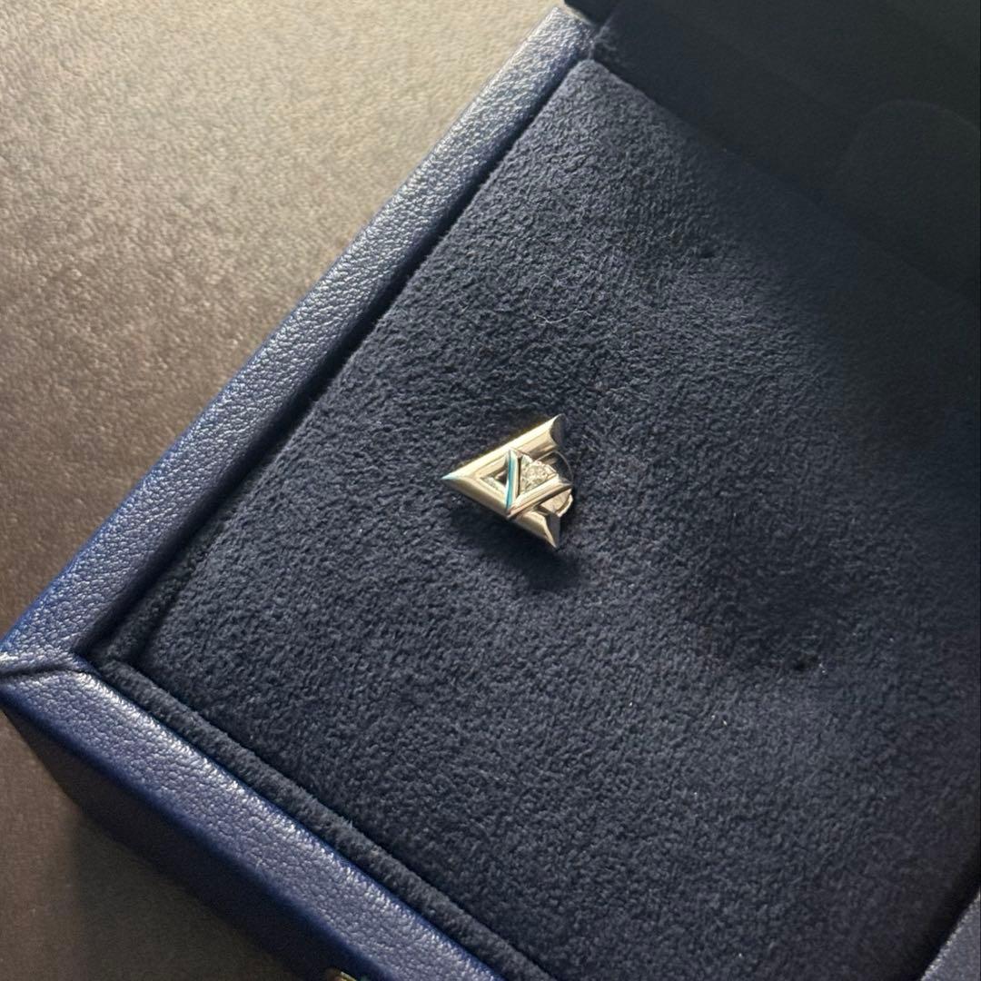 LOUIS VUITTON ピアス LV ヴォルト ワン