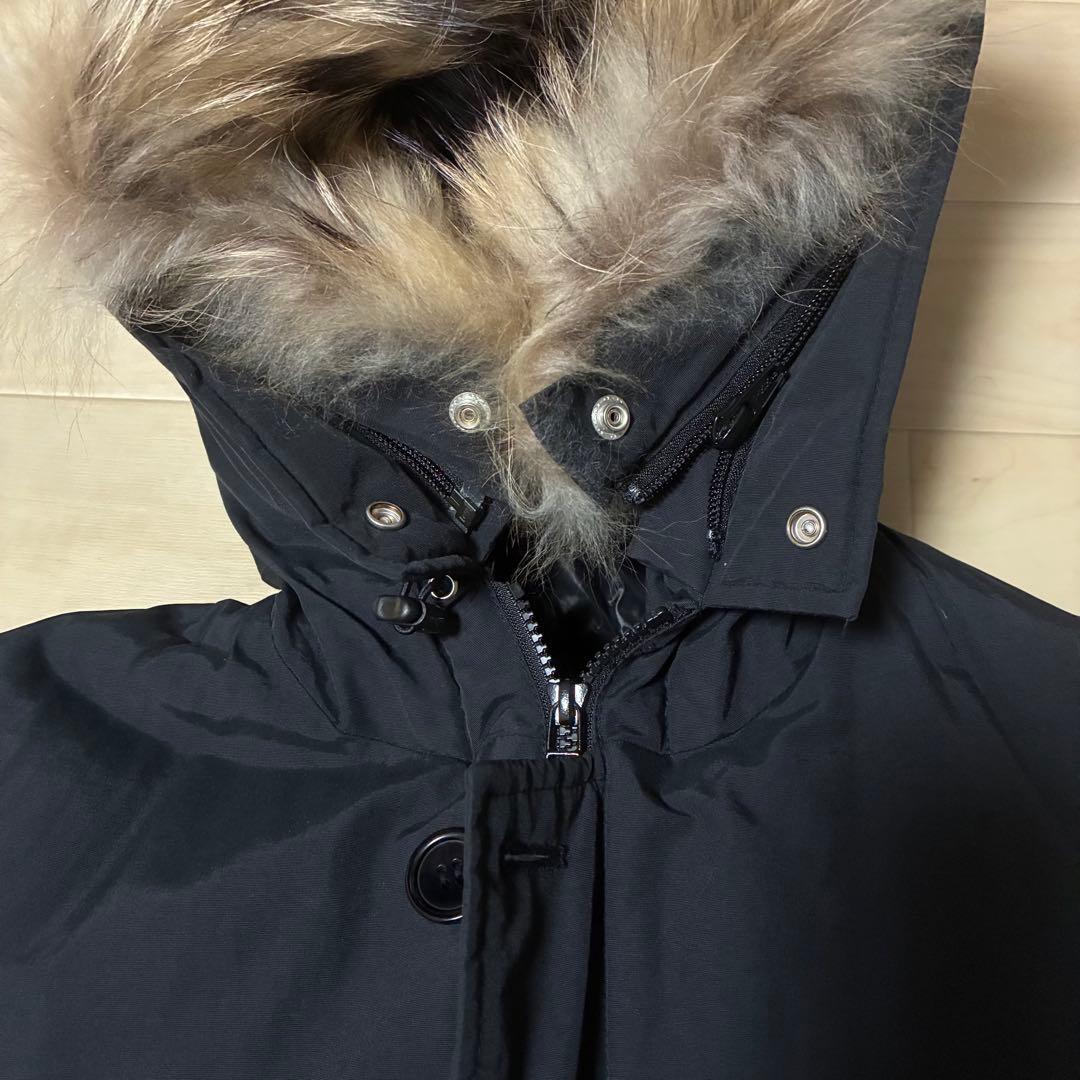 【美品】ファー付きフード ブラックダウンジャケット　vanquish