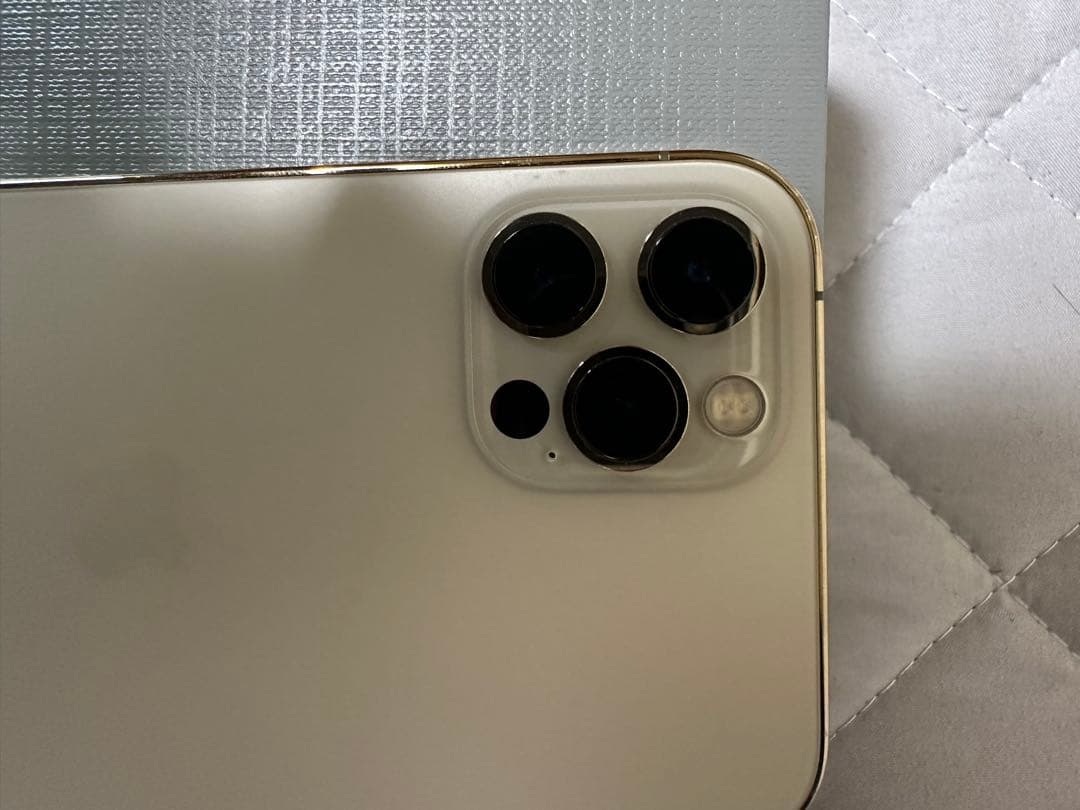 Apple iPhone 12 Pro ゴールド 本体