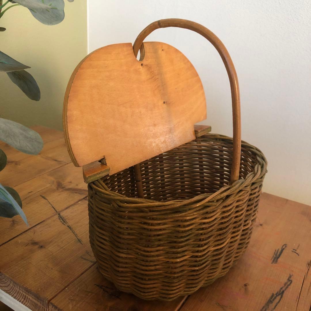 アンティーク　籠　カゴ　籐