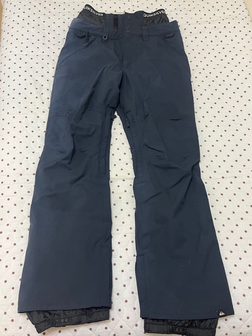 Quiksilver スキー　スノーボード　ウェアセット　手袋　クイックシルバー