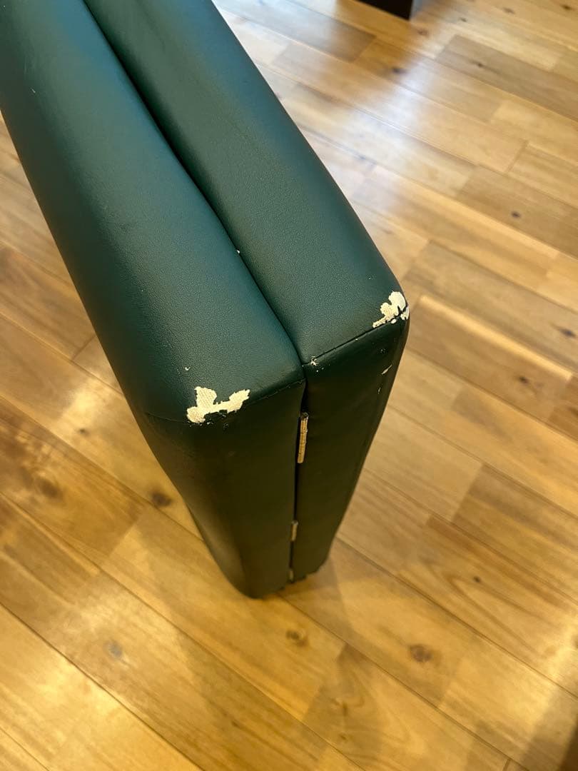 折りたたみ マッサージベッド 軽量13kg 高さ8段階 アルミ脚　整体　エステ