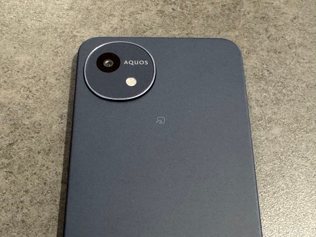 docomo AQUOS wish 4 本体 SH-52E ブラック