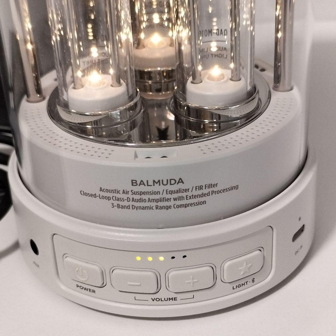 バルミューダ　BALMUDA　M01A-WH 1062