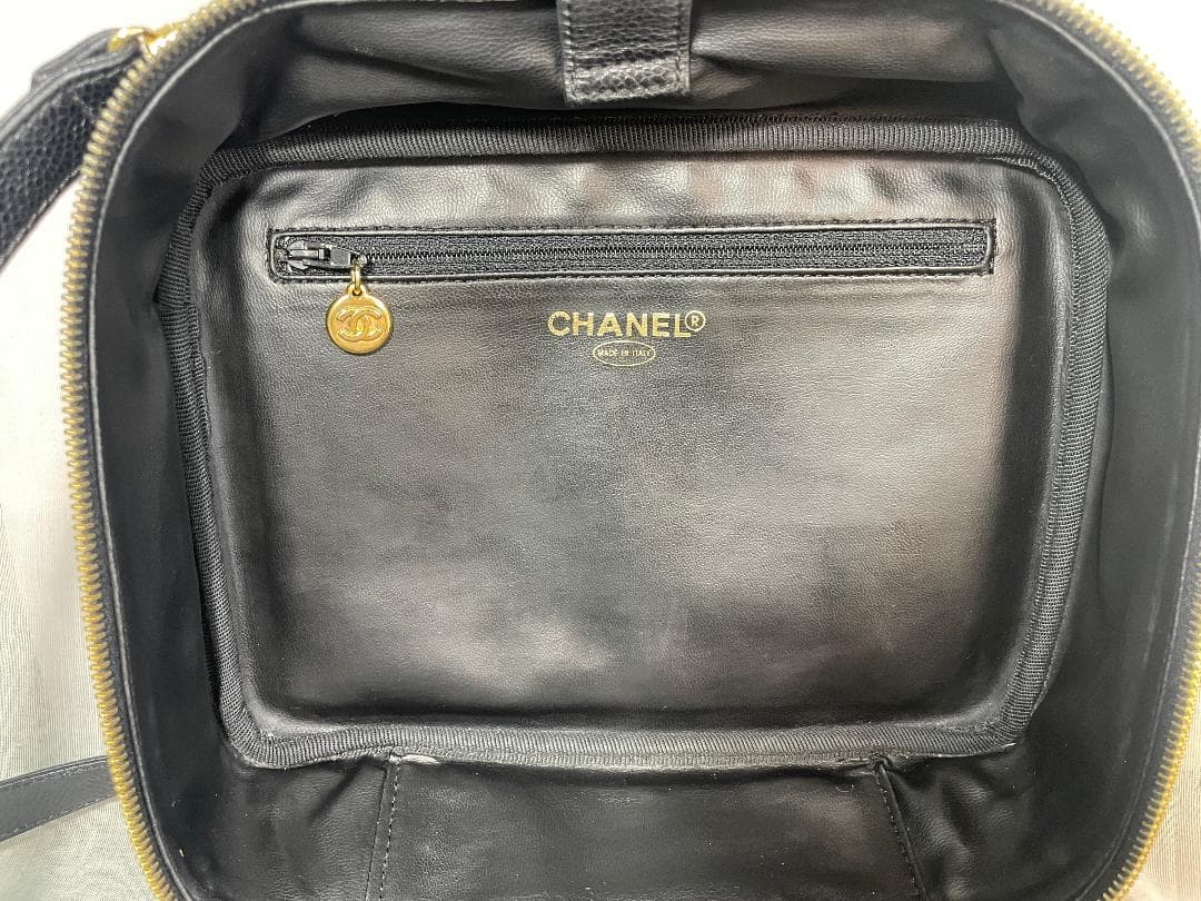 CHANEL シャネル　バニティ　キャビアスキン　ショルダー　メイク　CC　61