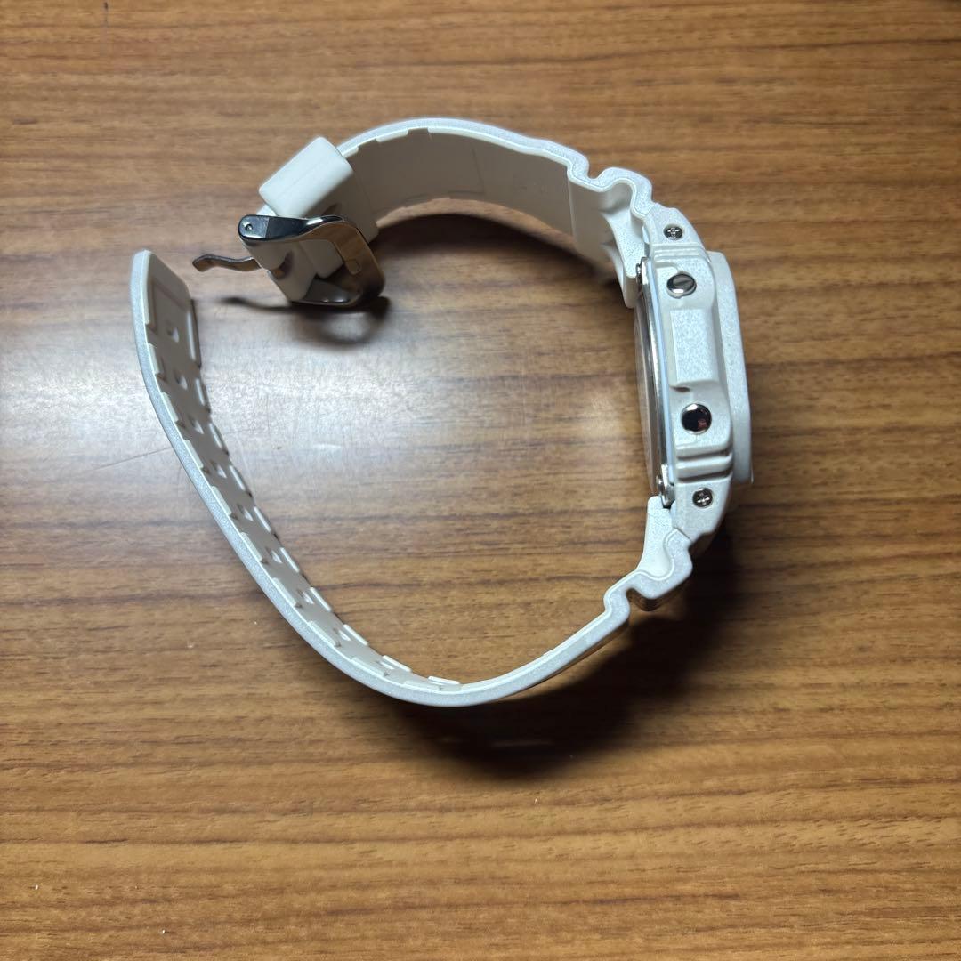 カシオ　GLS-5600KL-7JF ホワイト