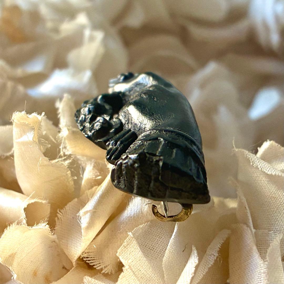 ボーカナイト　ローズ&ハンドモチーフブローチ　手とバラ薔薇　フランスアンティーク