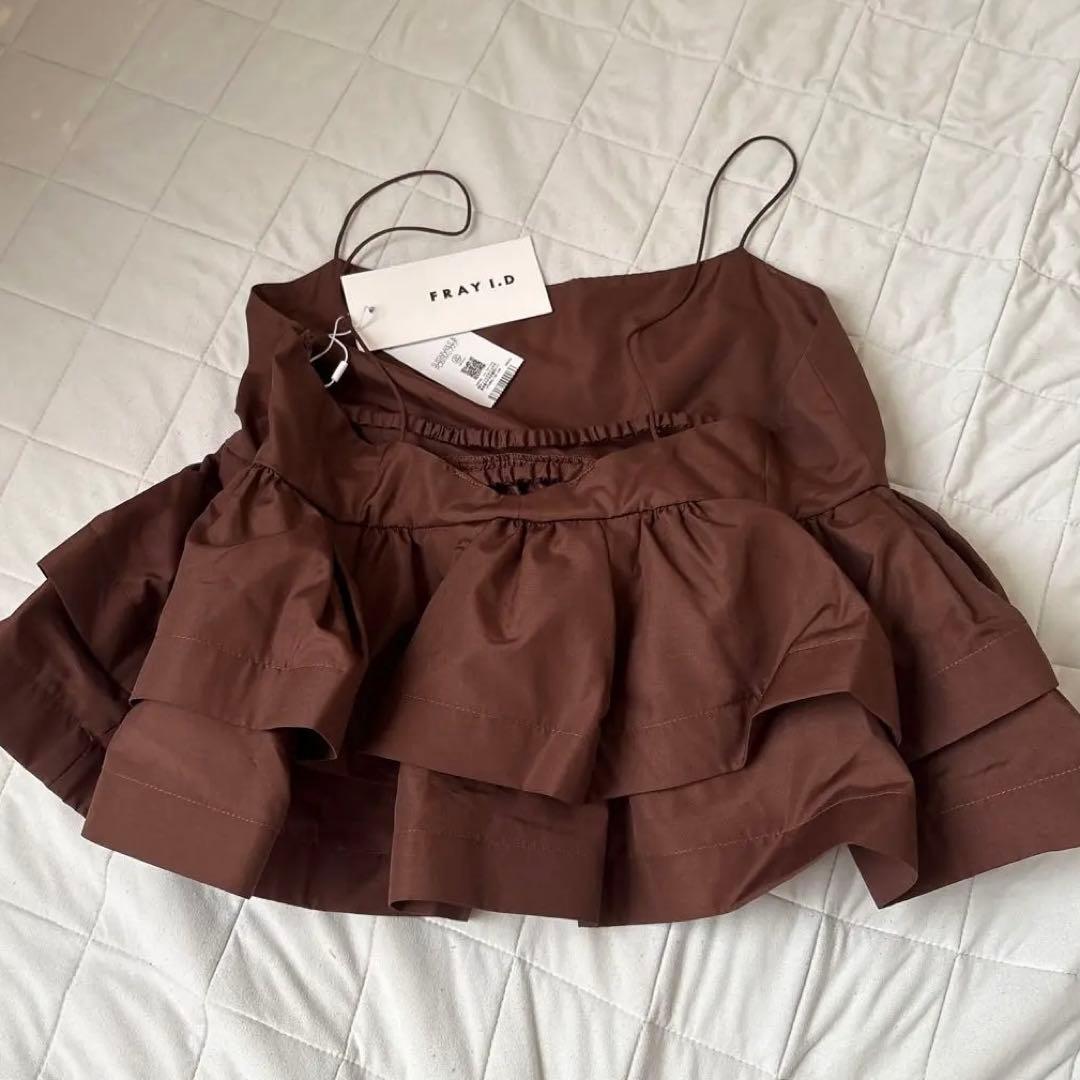 【タグ付き新品】FRAY I.D ラッフルヘムデザインキャミソール