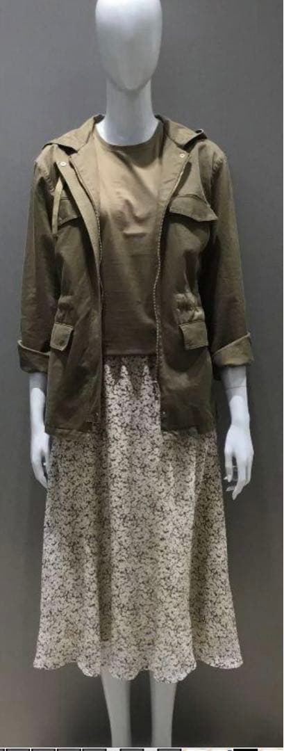 セオリーリュクス☆ミリタリーブルゾン38カーキ未使用