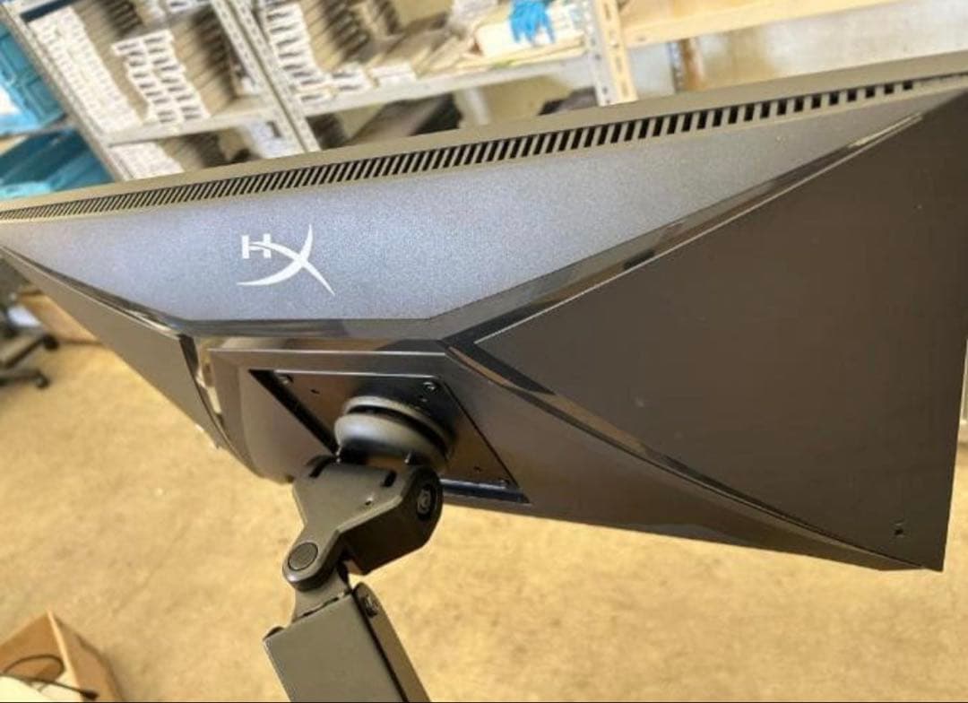 HyperX Armada 25 FHD ゲーミングモニター 本体 240hz