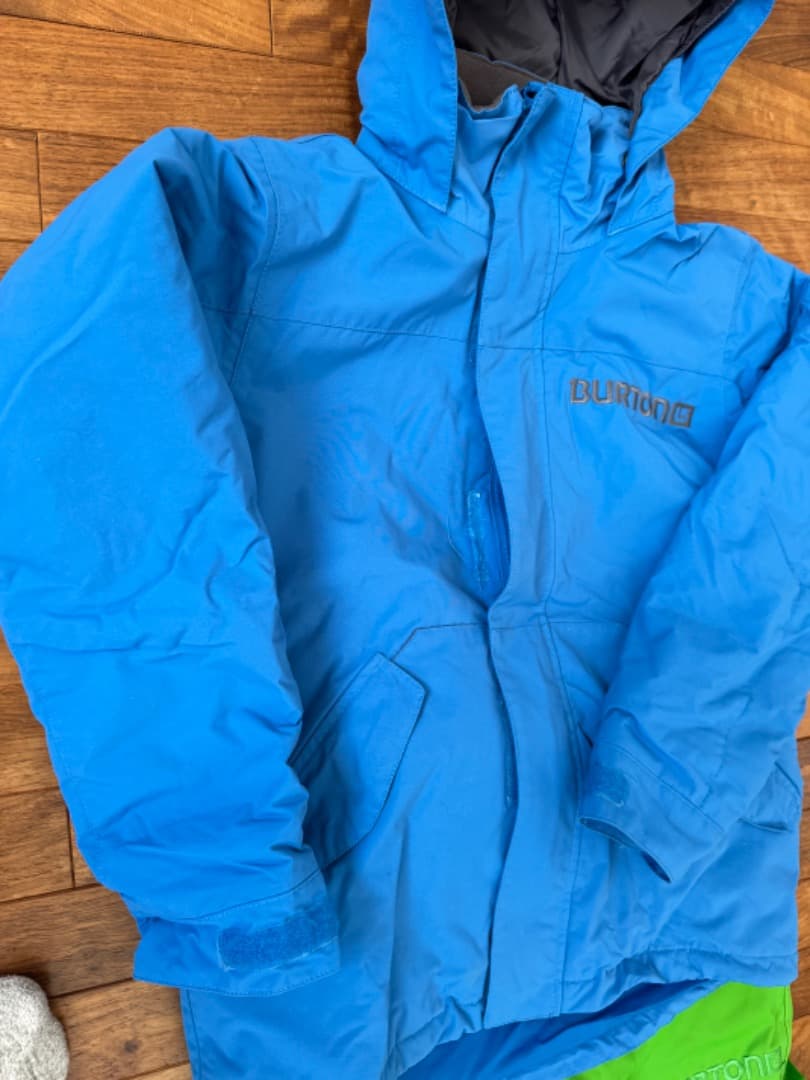 大幅値下げ！BURTON BOYS AMPED JACKET/PANT　Sサイズ