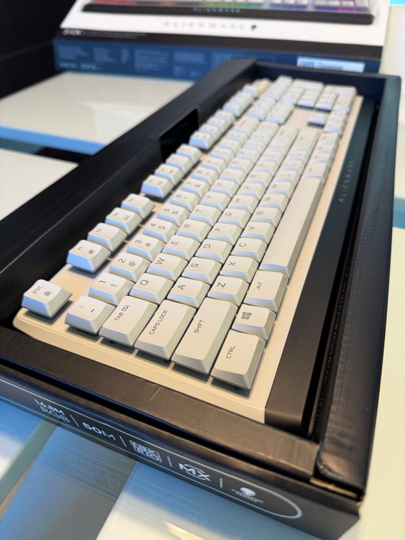 ALIENWARE AW510K 赤軸　英語配列　RGB　メカニカル　キーボード