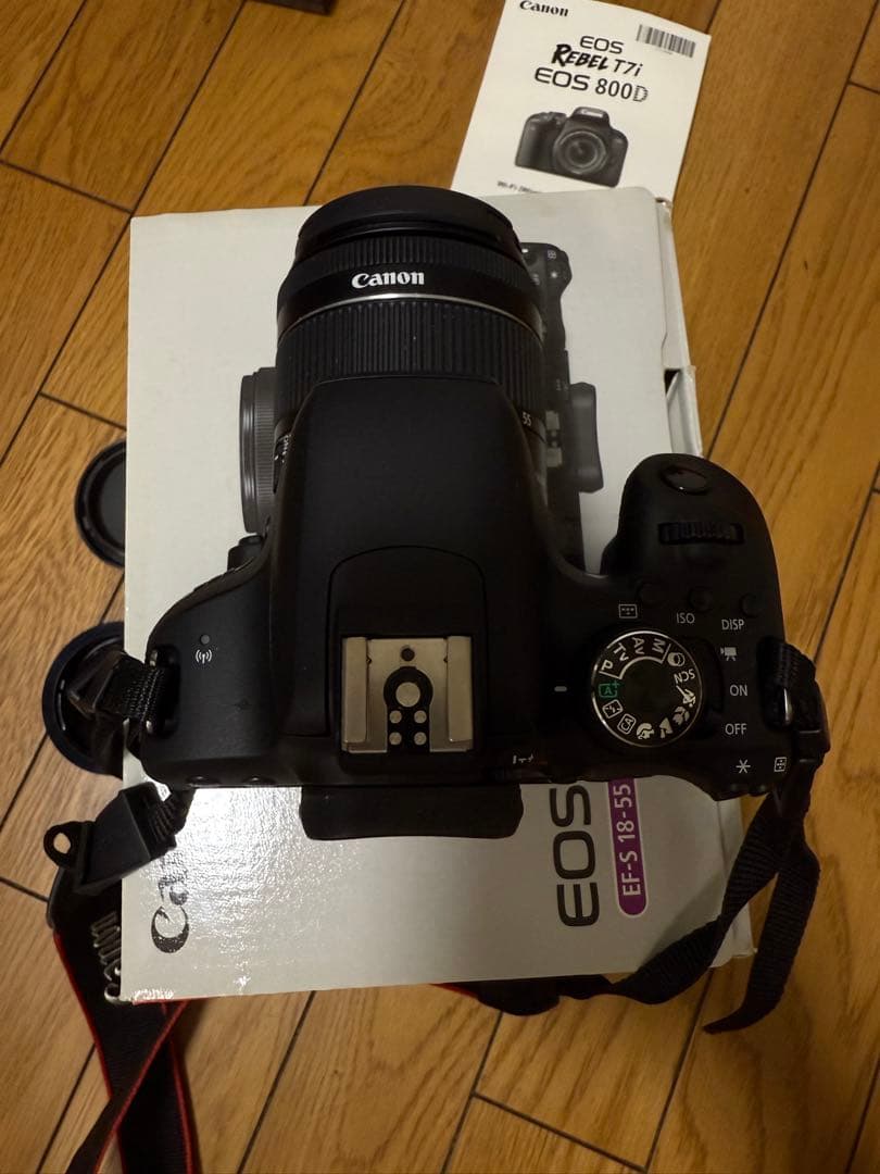 【美品】Canon EOS 800D（海外版）☆シャッター回数わずか1331回