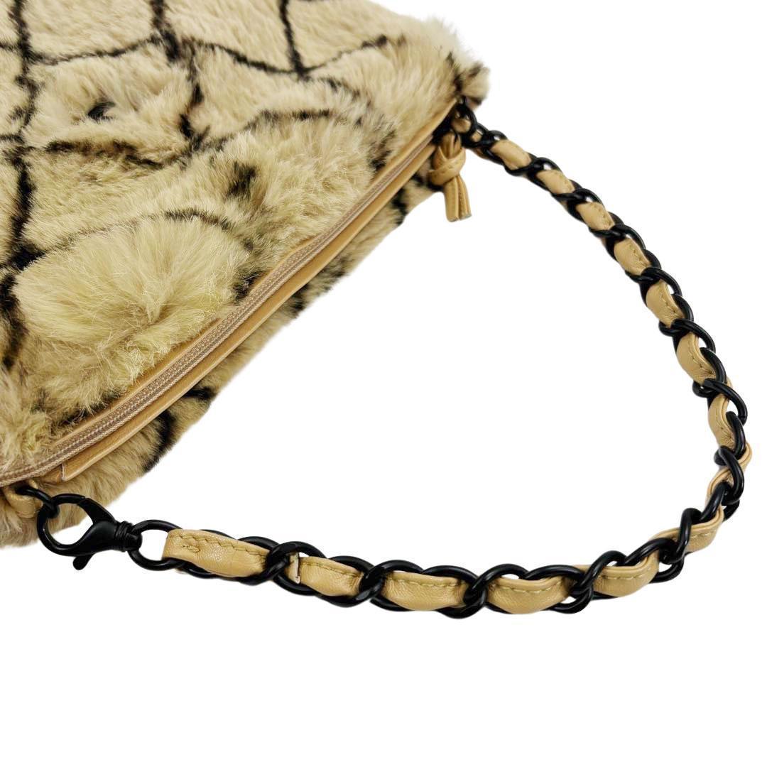 【美品】シャネル チェーンショルダーバッグ ラパンファー ブラウン 7M57