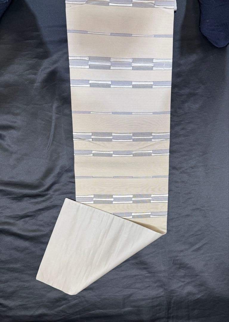 k31⭐️ベージュＧ米沢シャレ帯⭐️豪華絢爛綺麗華麗美品長さ484cm正絹全通