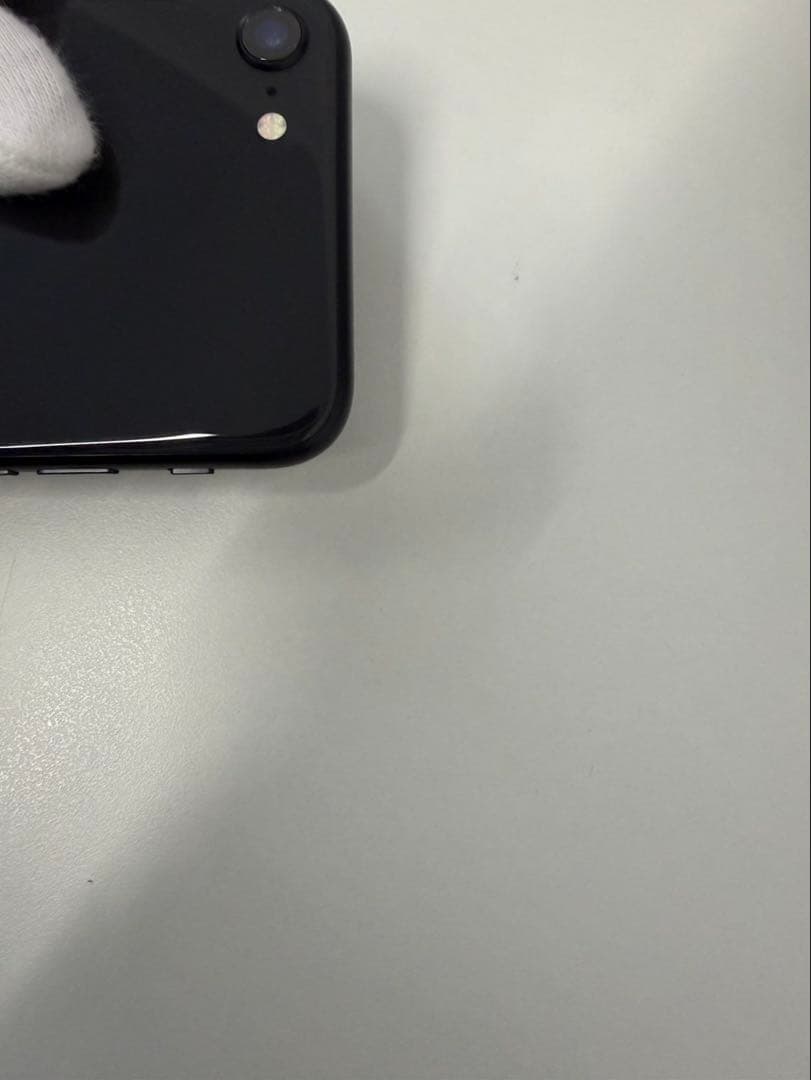 iPhone SE 第2世代 64GB SIMフリーバッテリー82% 動作良好