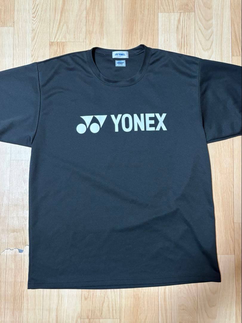 ヨネックス　東大阪大学柏原　Tシャツ　O