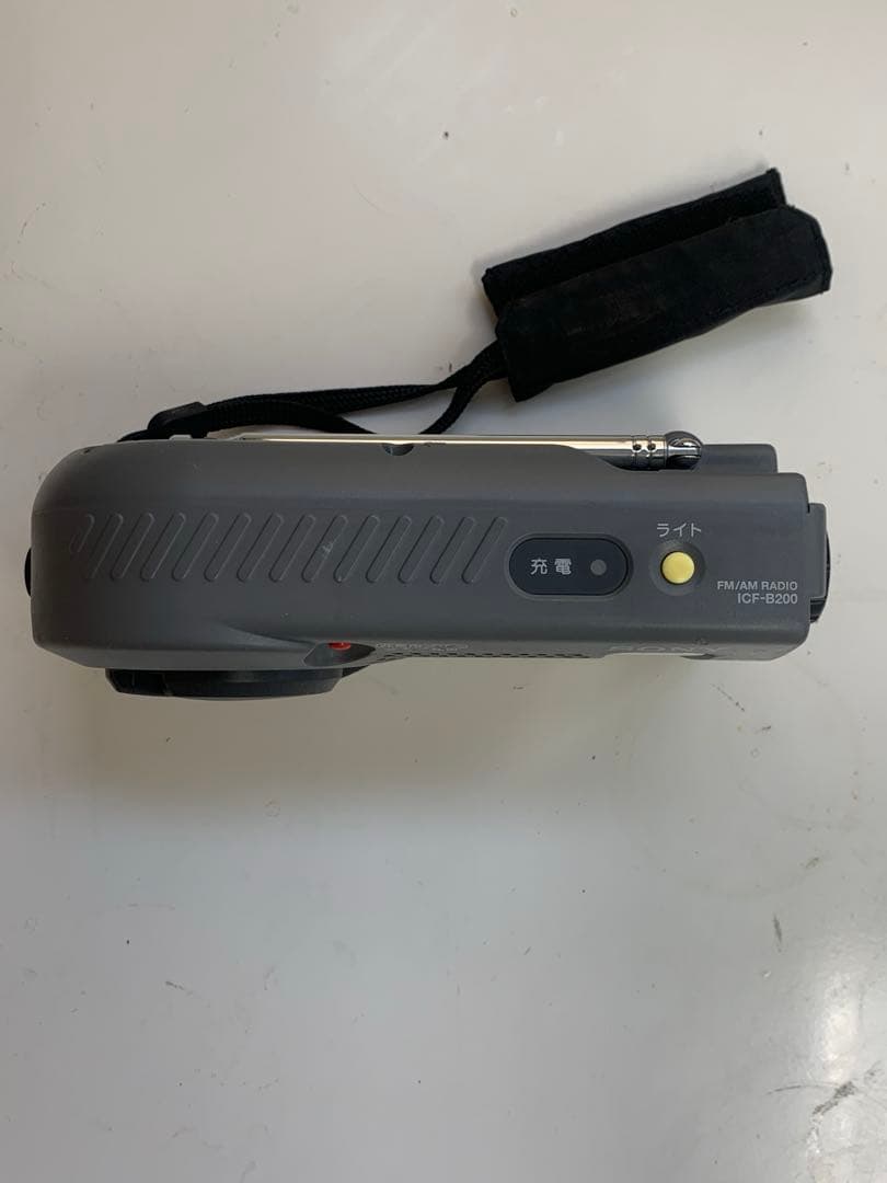 SONY ICF-B200 AM/FMラジオ 手回し発電機能付き