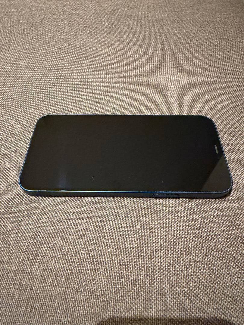 iPhone 12 128GB（れいか）