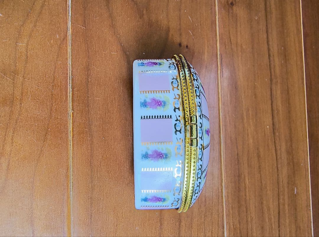 リモージュボックス　ビンテージアンティーク　陶器製花柄小物入れ