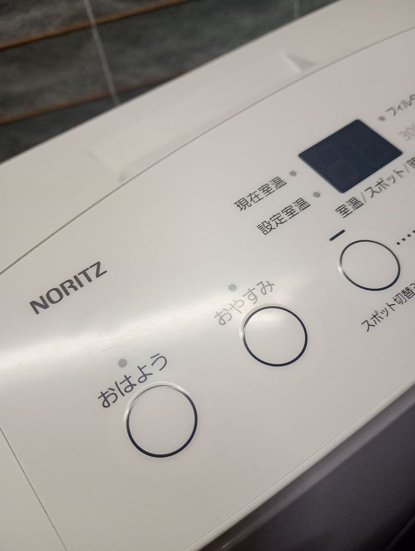 NORITZ ガスファンヒーター　GFH-4004S-W5　１７年　ＬＰガス用