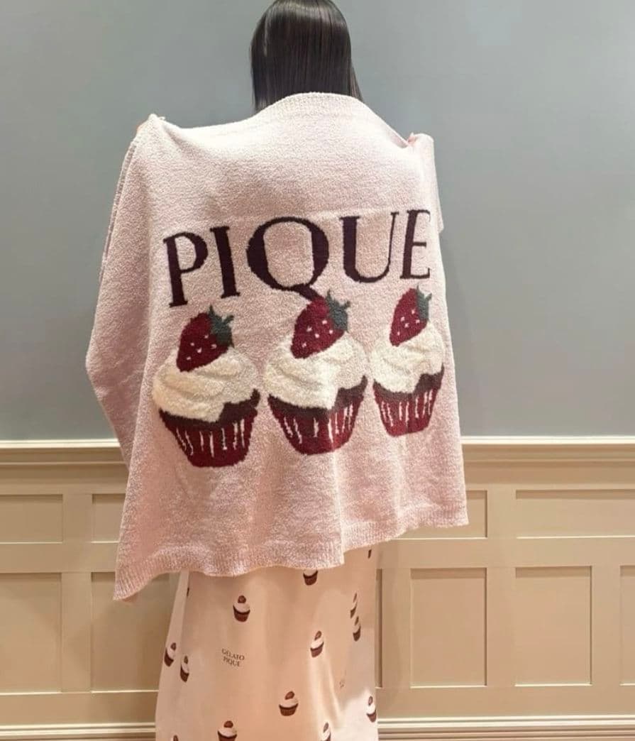 ジェラートピケ カップケーキ柄ブランケット