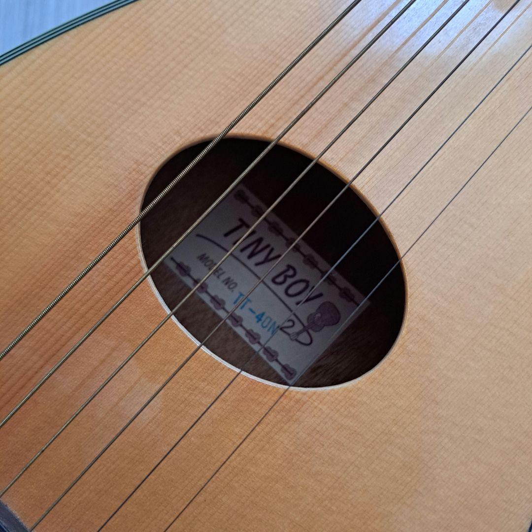 TinyBoy TT-40N ミニギター 専用ケース、チューナー、カポ付き