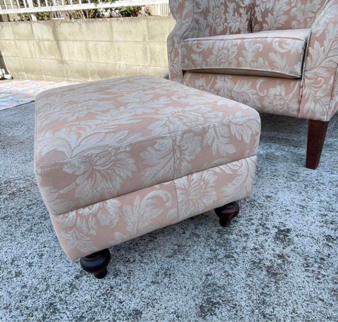 人気のヴィンテージ ヨーロピアン オットマン　スツール