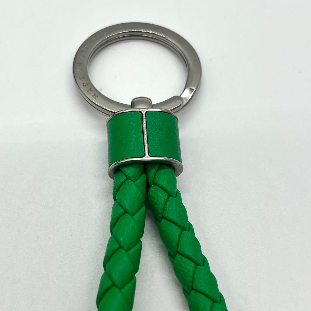 【現行品】BOTTEGA VENETA イントレチャート キーリング パラキート