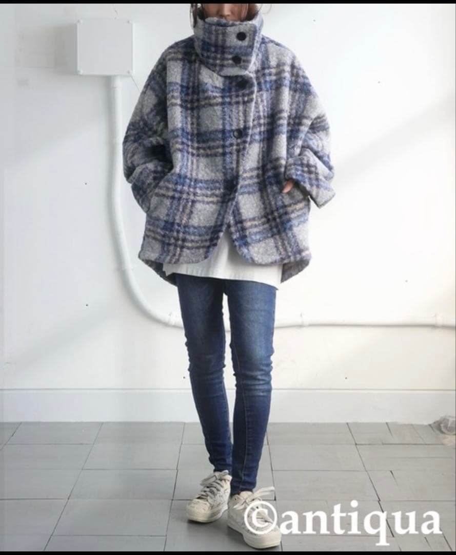 新品タグ付き　アンティカ　コート