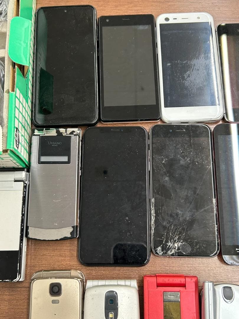 【M】✧ガラケー・スマホ おまとめ 18台まとめ ジャンク✧