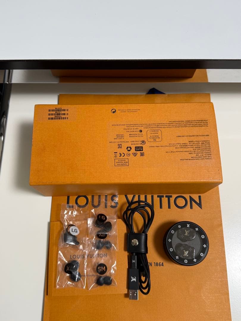 極美✨ ルイヴィトン ホライゾン モノグラム ワイヤレスイヤホン ブラック