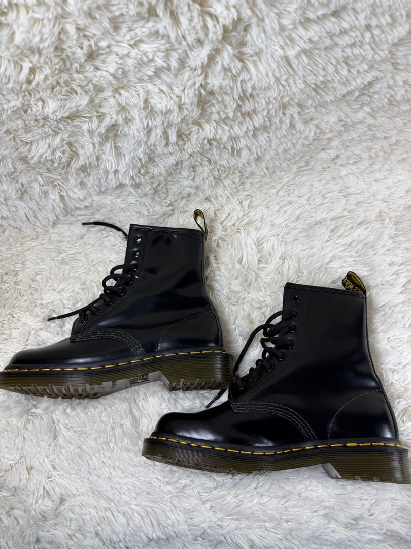 美品　Dr.Martens ドクターマーチン 8ホールブーツ ブラック　黒