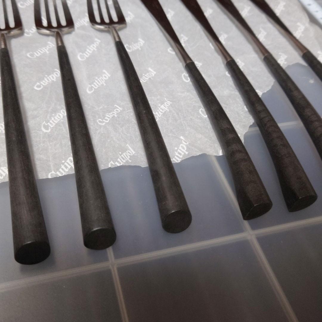 8本セット Cutipol　クチポール　NOOR②　ナイフ　フォーク　カトラリー