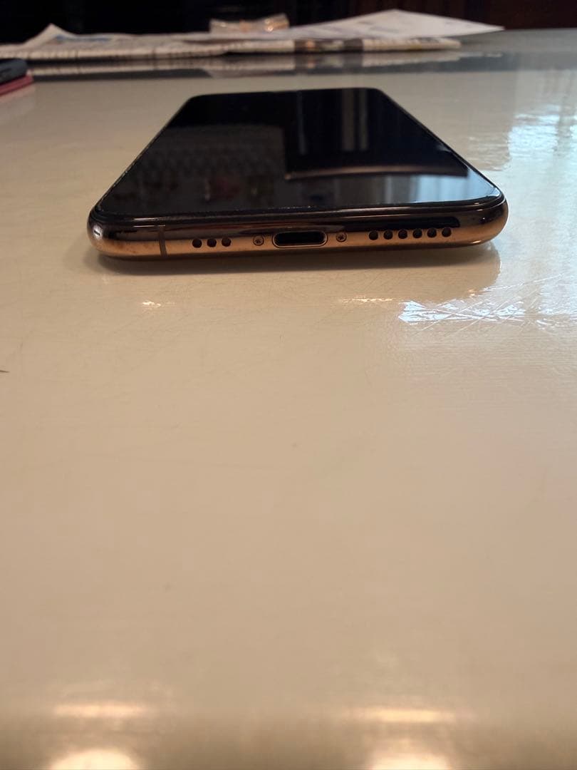 【美品】完動品 iPhoneXs ゴールド 256GB オマケ付き！