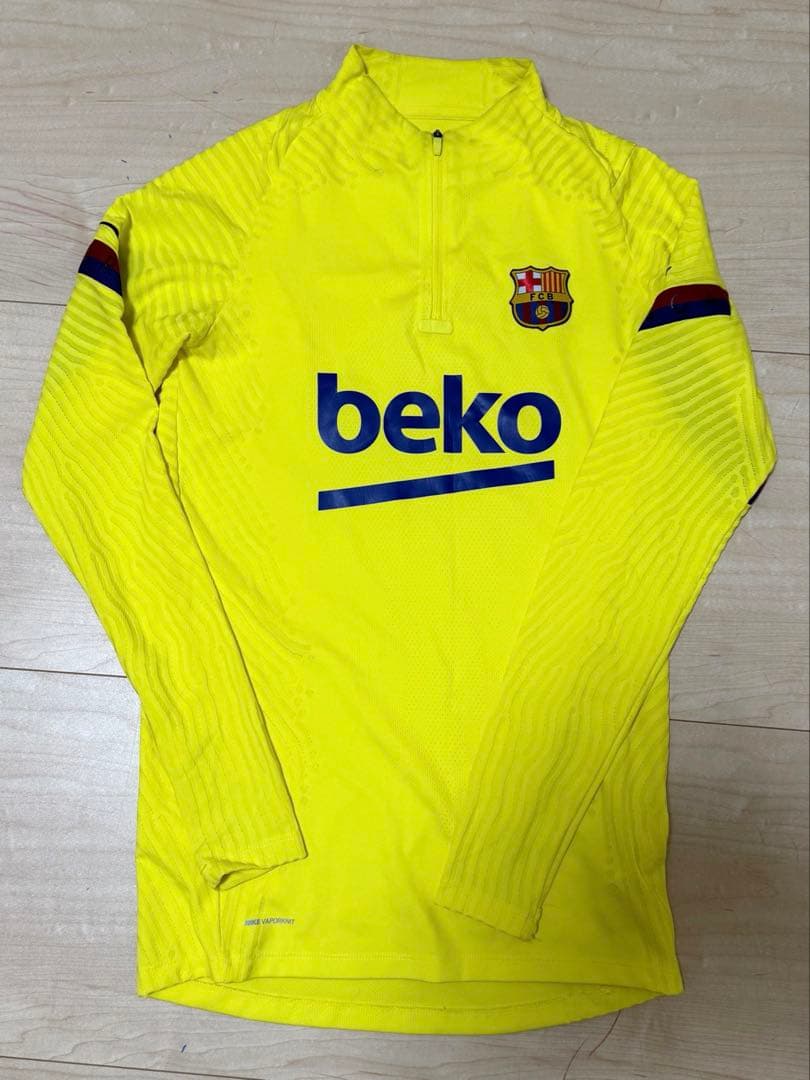 NIKE バルセロナ ウェア