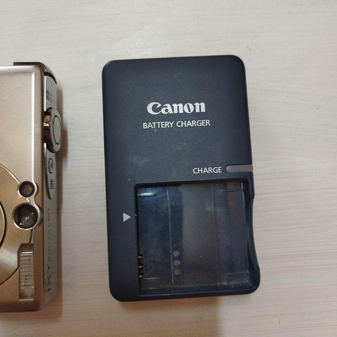 Canon IXY DIGITAL 5.0MP 本体と付属品