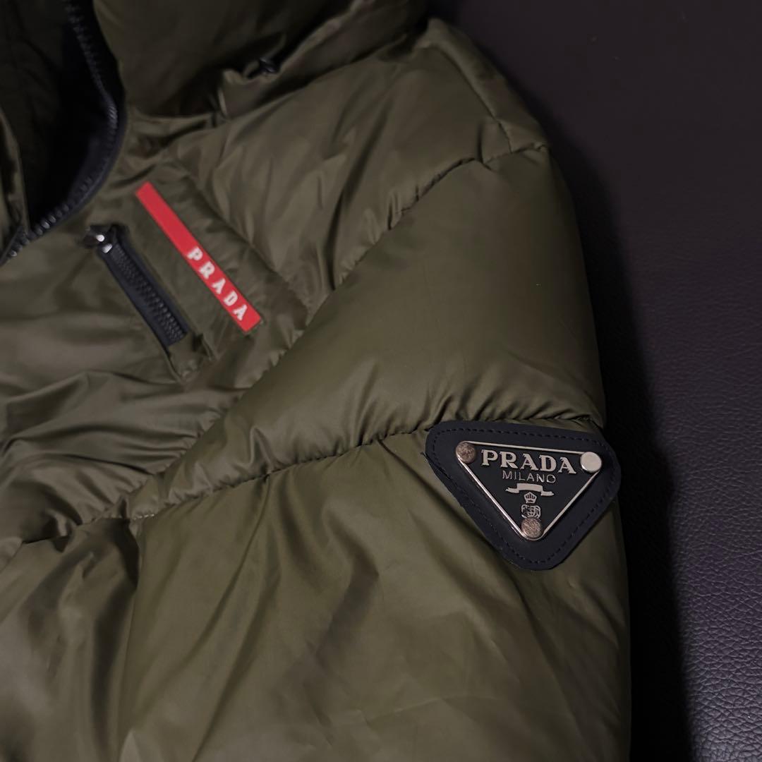PRADA ナイロン ダウンジャケット