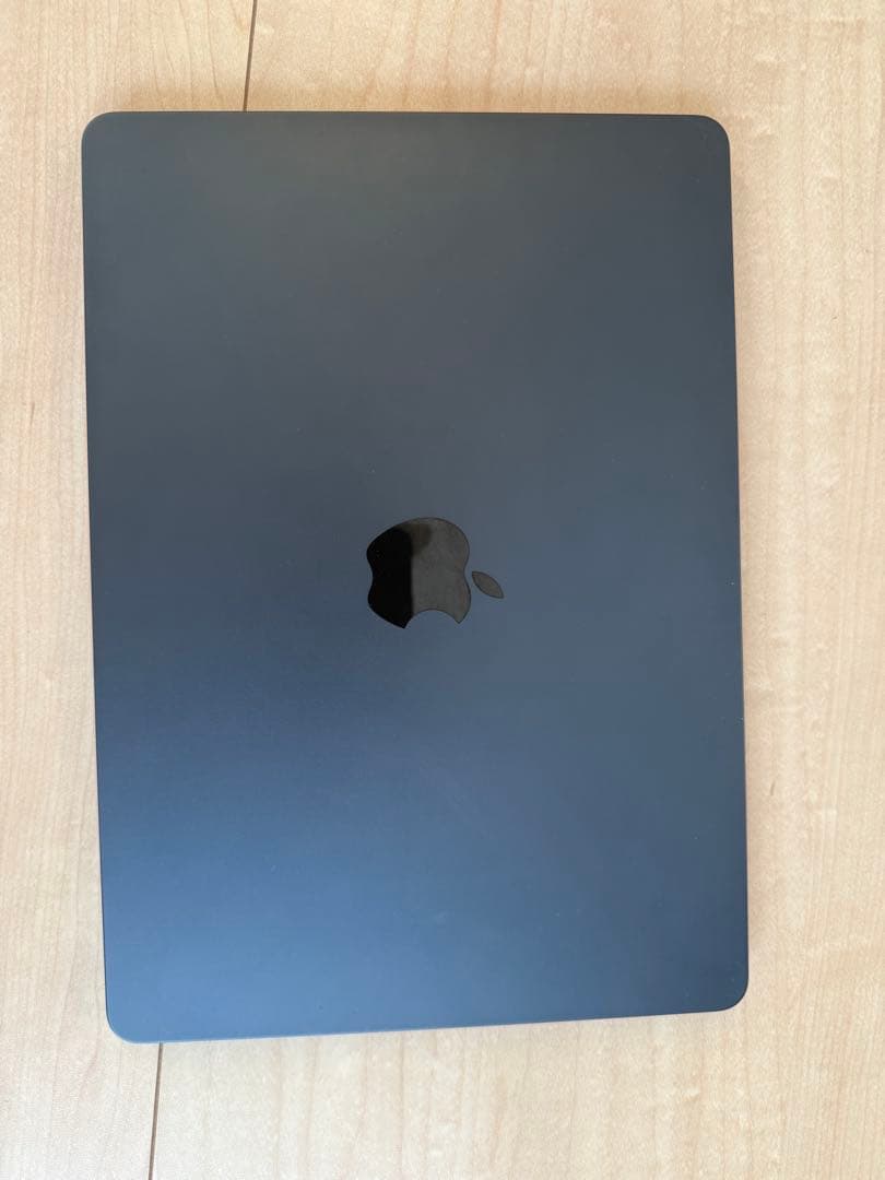 M2 MacBook Air 本体　メモリ8GB 512GB SSD 中古程度良