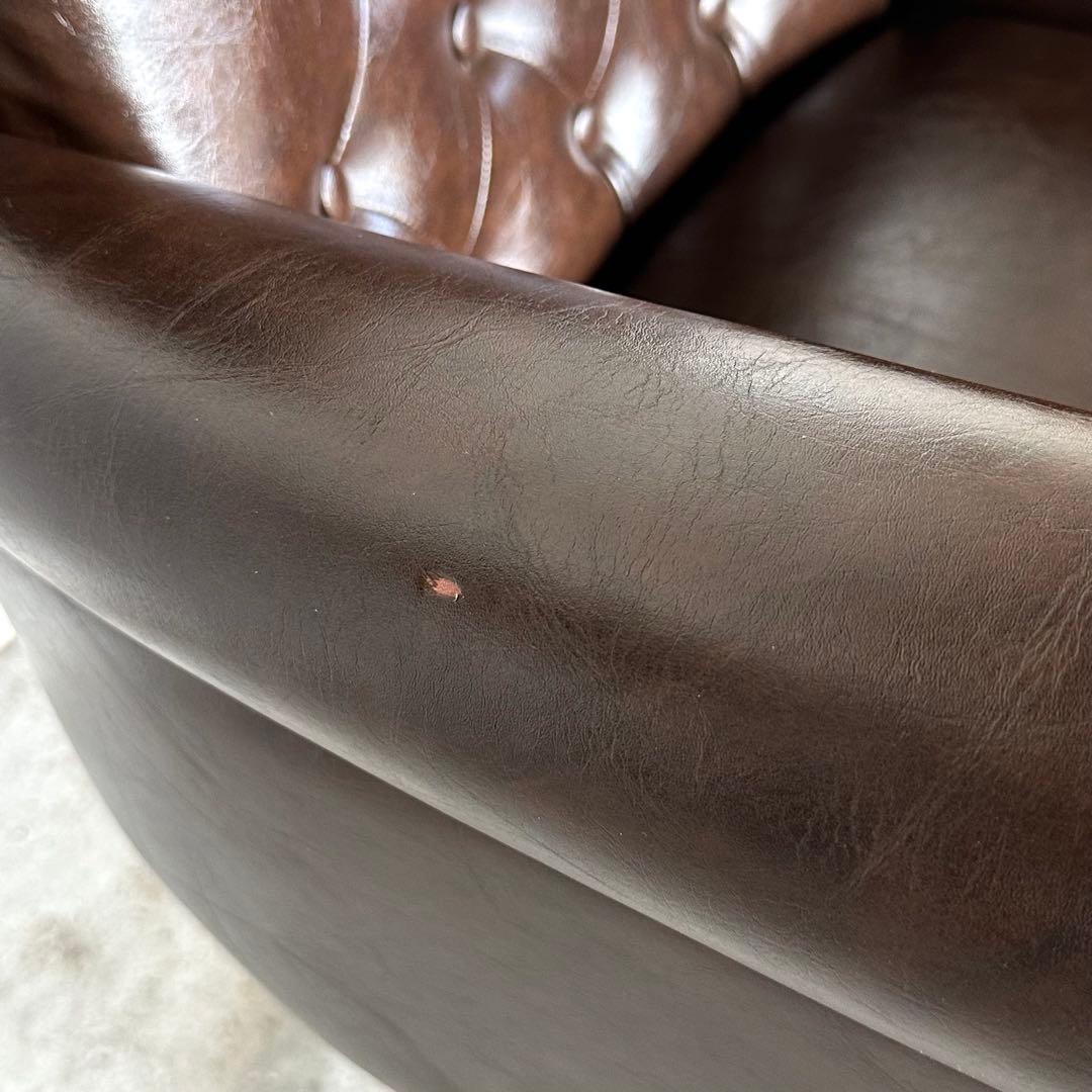 ✦Vintage✦チェスターフィールド／バーバーチェア／昇降式　サロンチェア鉄鋲