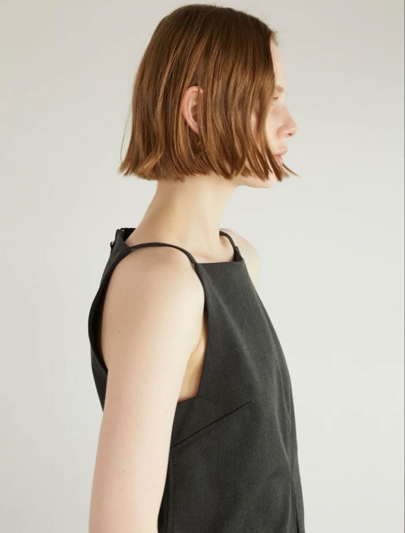 【LA PEAU DE GEM】front cut tops