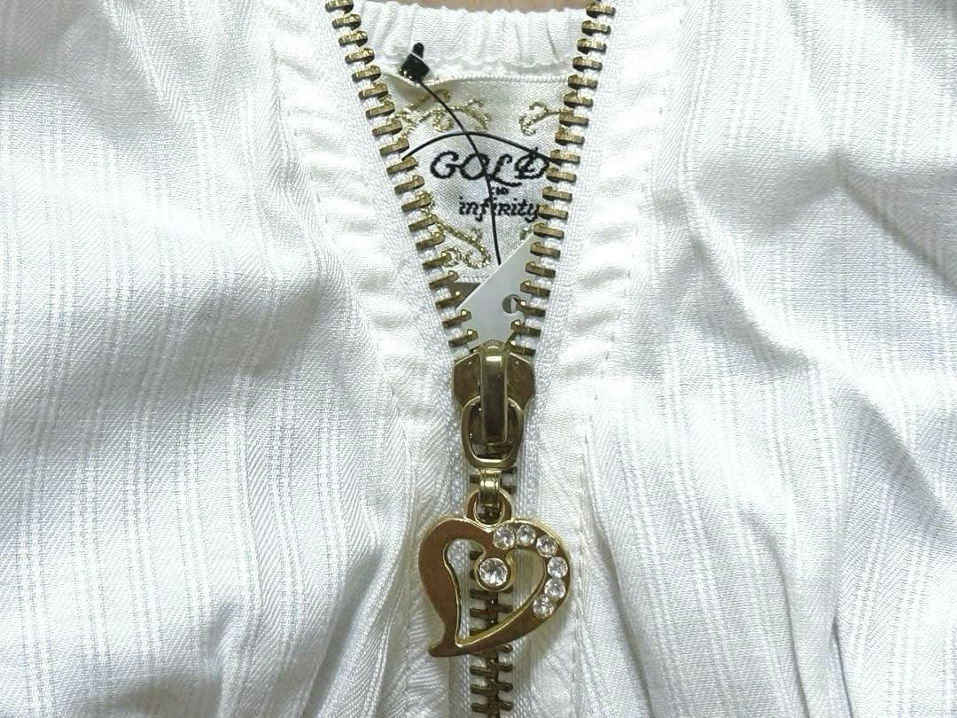 タグ付き♡GOLDS♡ハートチャーム＆ダブルジッパー♡チョーカー付きトップス♡白