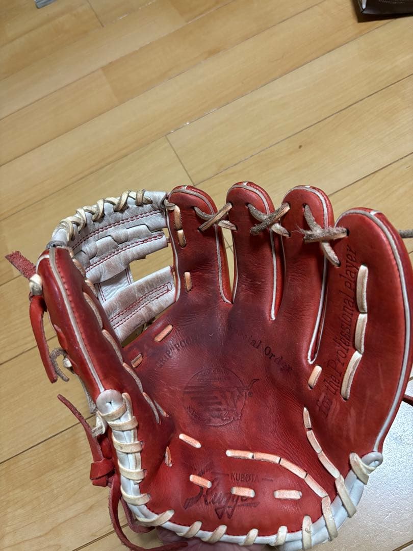 Slugger 軟式グローブ 赤白　オーダー