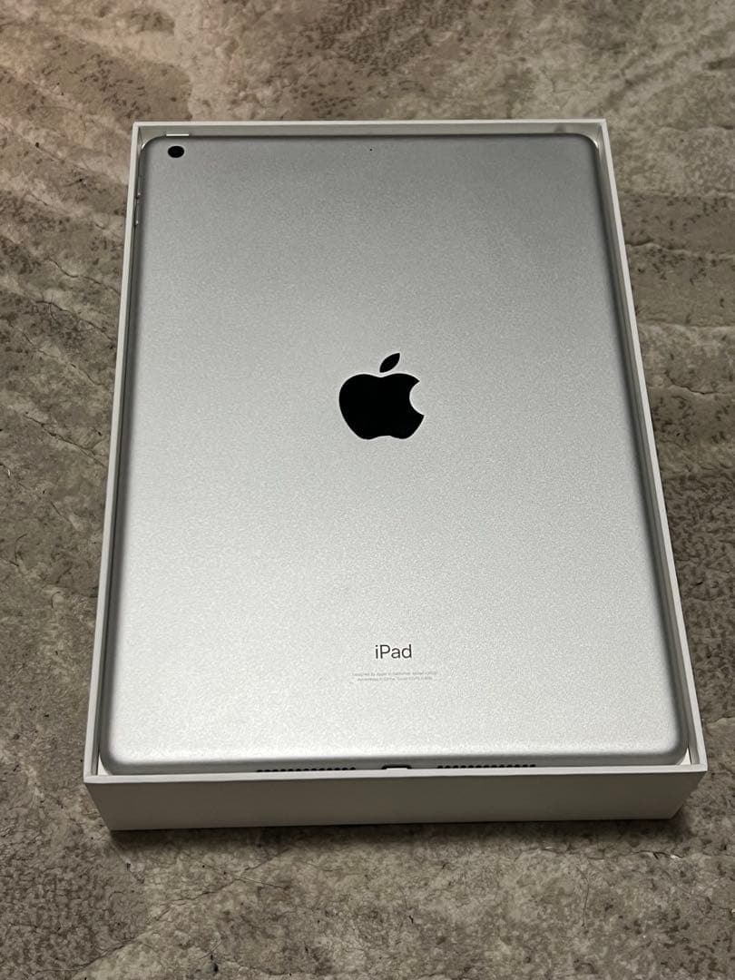 【美品】Apple iPad 第9世代10.2インチ wifi