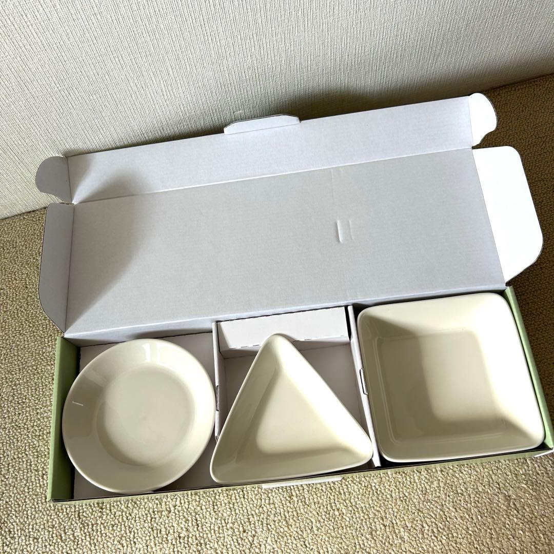  イッタラ ホワイト ティーマ マグカップ プラター サービング等