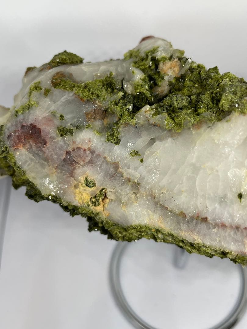 天然石　原石　トルマリン　水晶共生　クラスター　ガーデンクォーツ　グリーン