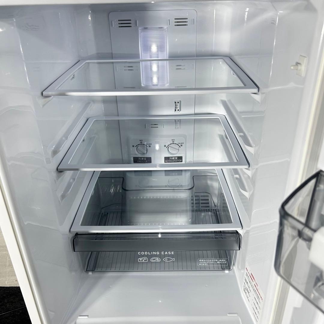 三菱 冷蔵庫 MR-P15G 146L 高年式 一人暮らし 単身用 d4829