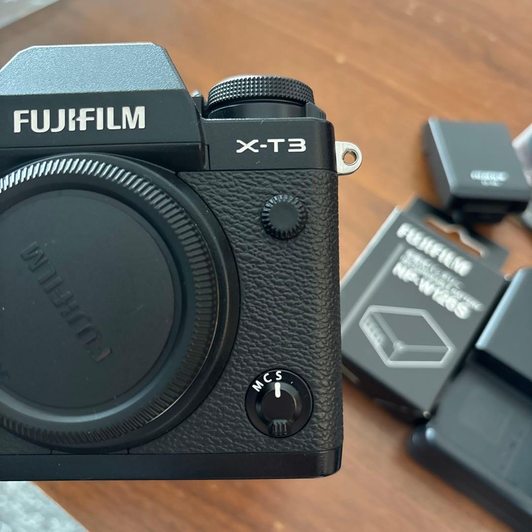 【美品】Fujifilm X-T3 本体 + バッテリー2個